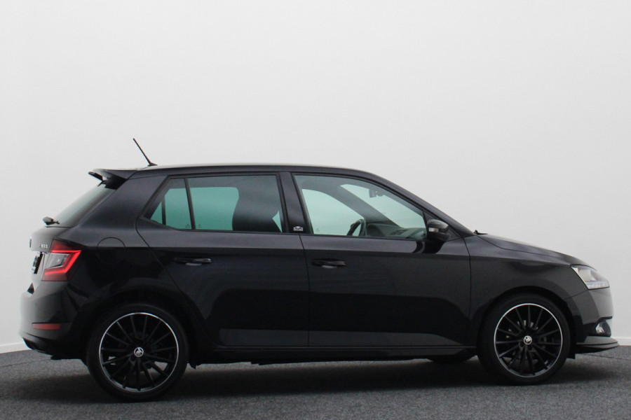 Škoda Fabia 1.0 TSI Monte Carlo Navigatie, Stoelverwarming, Climate, Cruise, PDC, 17"