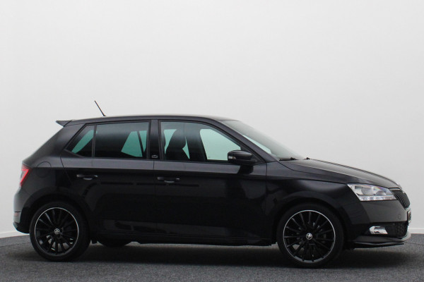 Škoda Fabia 1.0 TSI Monte Carlo Navigatie, Stoelverwarming, Climate, Cruise, PDC, 17"
