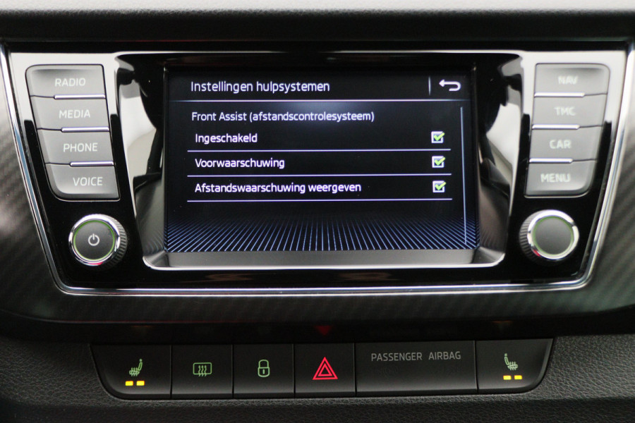 Škoda Fabia 1.0 TSI Monte Carlo Navigatie, Stoelverwarming, Climate, Cruise, PDC, 17"