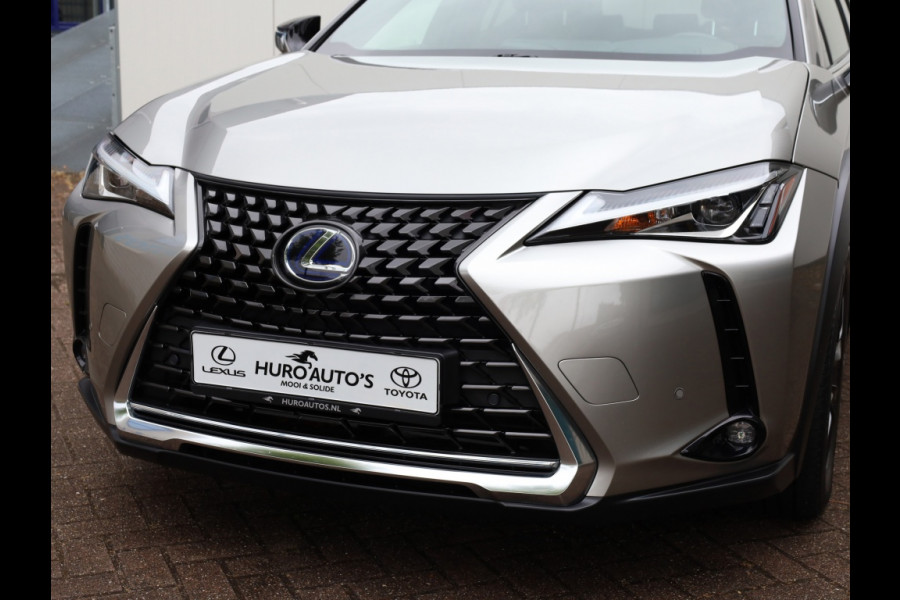 Lexus UX 250h Luxury Line | Leder | Head-up | Dodehoek