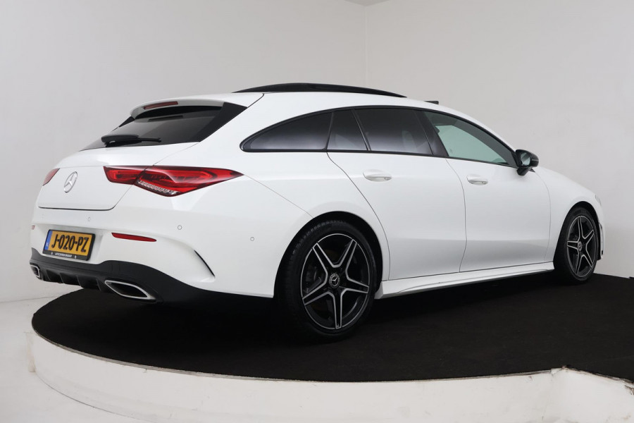 Mercedes-Benz CLA-Klasse Shooting Brake 220 Advantage (PANORAMADAK, SFEERVERLICHTING, PARKEERSENSOREN, CAMERA, NAVI, NL-AUTO)