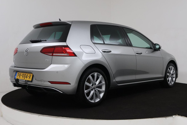 Volkswagen Golf 1.0 TSI Comfortline Business (PARKEERSENSOREN, TREKHAAK, STOELVERWARMING, CRUISE CONTROL, NL-AUTO)