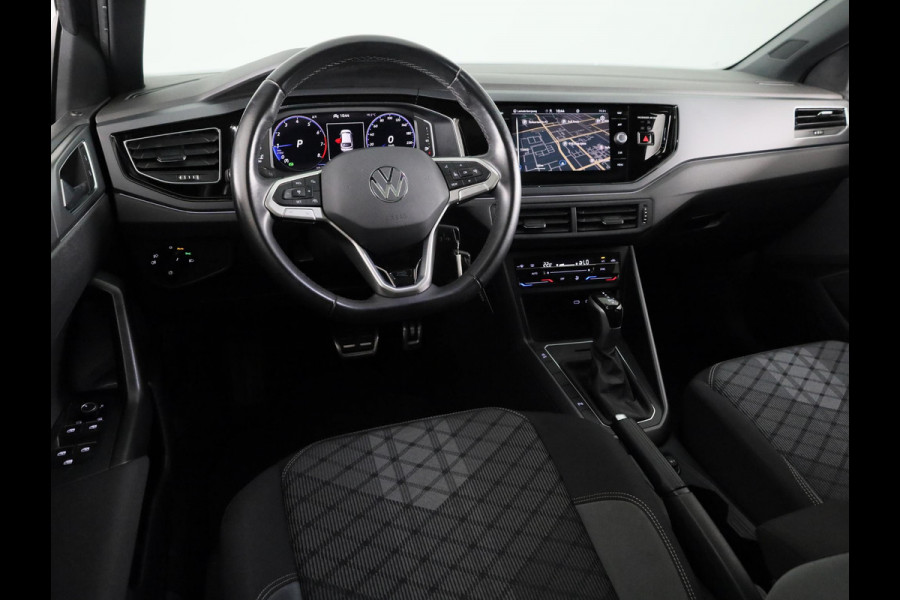 Volkswagen Taigo 1.0 TSI R-Line 110 pk Automaat (DSG) | Navigatie | Panoramadak | Parkeersensoren | Matrix LED koplampen | Adaptieve cruise control | R-line |