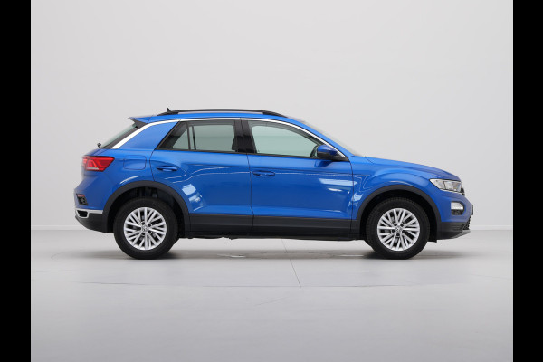 Volkswagen T-Roc 1.5 TSI 150pk DSG Style Navigatie Clima Pdc Acc 110