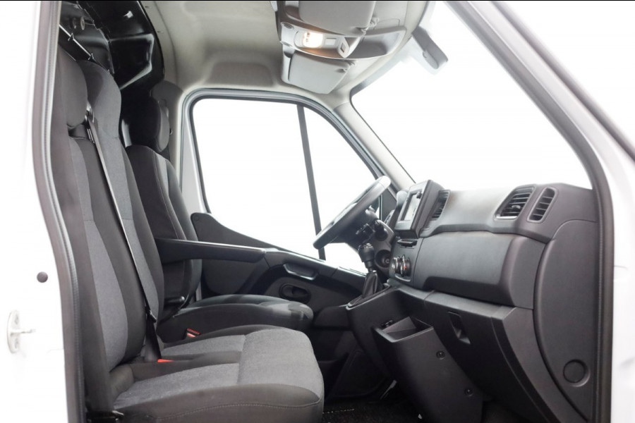 Renault Master T35 2.3 dCi 135pk L2H2 Comfort Airco/Navi 09-2022