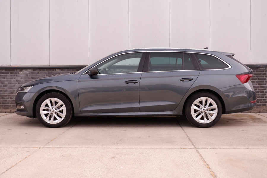 Škoda Octavia Combi 1.5 e-TSI Business Edition Plus | Trekhaak | Head-Up | Carplay | LED | Sfeerverl. | Camera | Memory
