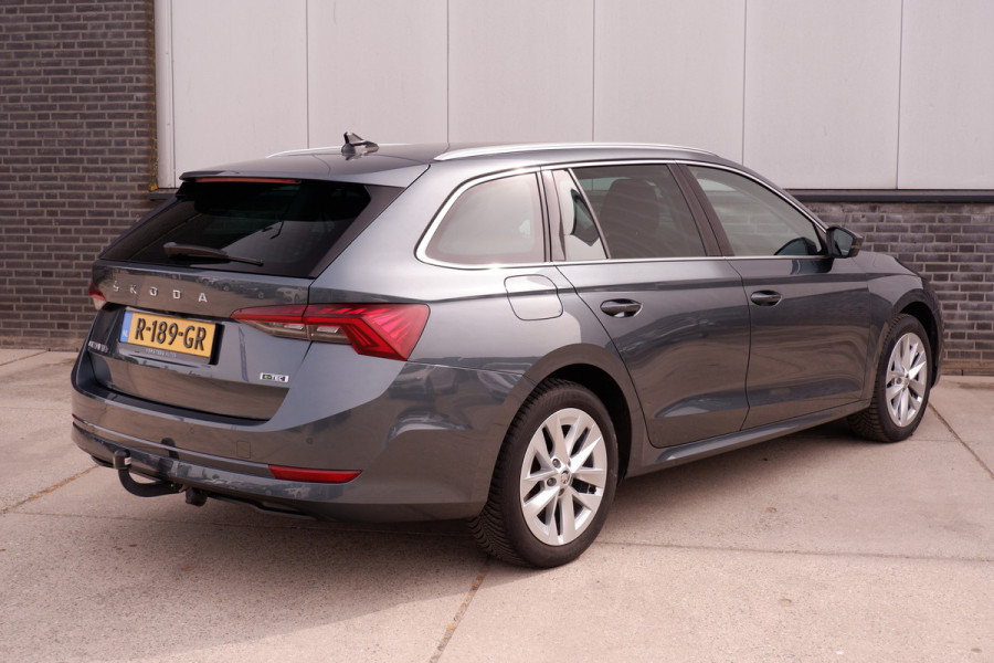 Škoda Octavia Combi 1.5 e-TSI Business Edition Plus | Trekhaak | Head-Up | Carplay | LED | Sfeerverl. | Camera | Memory