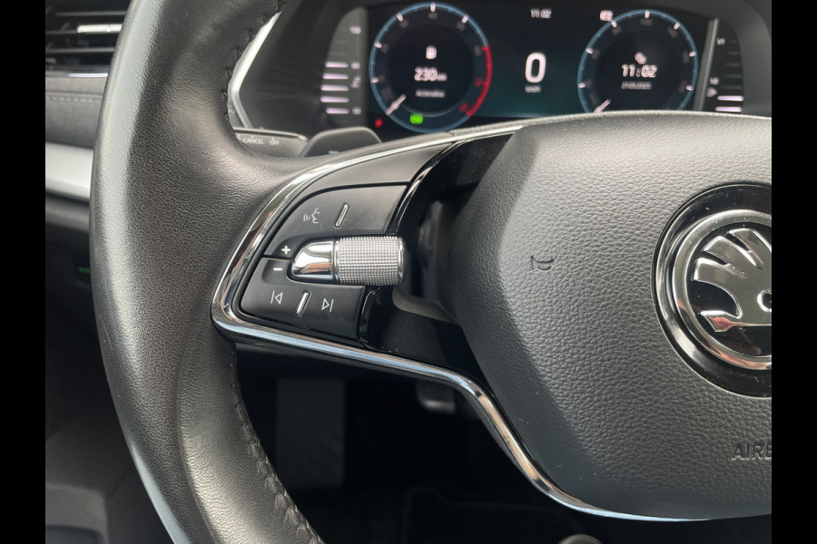 Škoda Octavia Combi 1.5 e-TSI Business Edition Plus | Trekhaak | Head-Up | Carplay | LED | Sfeerverl. | Camera | Memory