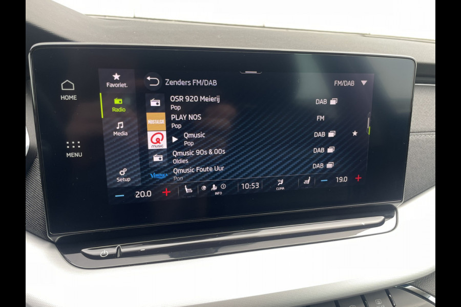 Škoda Octavia Combi 1.5 e-TSI Business Edition Plus | Trekhaak | Head-Up | Carplay | LED | Sfeerverl. | Camera | Memory