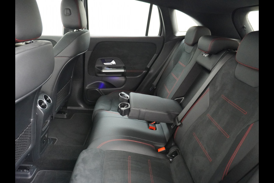 Mercedes-Benz EQA AUT. 250 67kWh AMG Camera Navi Mercedes & Me Apps Apple Carplay Android LED-high-performance WiFi-vb. Multi-Media Active-Park+Re 18" Dodehoek-assistent MBUX-infotainmentsysteem+ spraakbediening Dual-Ecc  Advance Multi-Media WiFi-vb.Licht+RegenSensor Int.Noodoproep Progressive SpoorAssist BordHerkenning Voetganger-Besch Zitcomfortpakket Alu-Dakrails Aut.Gr/Licht Actieve Rem+spoorassistent Orig.NLse auto 8jr/160dkm garantie-accu