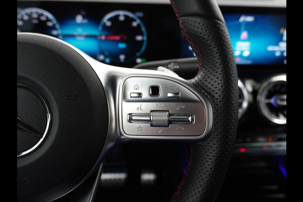 Mercedes-Benz EQA AUT. 250 67kWh AMG Camera Navi Mercedes & Me Apps Apple Carplay Android LED-high-performance WiFi-vb. Multi-Media Active-Park+Re 18" Dodehoek-assistent MBUX-infotainmentsysteem+ spraakbediening Dual-Ecc  Advance Multi-Media WiFi-vb.Licht+RegenSensor Int.Noodoproep Progressive SpoorAssist BordHerkenning Voetganger-Besch Zitcomfortpakket Alu-Dakrails Aut.Gr/Licht Actieve Rem+spoorassistent Orig.NLse auto 8jr/160dkm garantie-accu