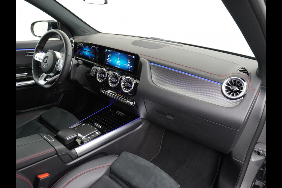 Mercedes-Benz EQA AUT. 250 67kWh AMG Camera Navi Mercedes & Me Apps Apple Carplay Android LED-high-performance WiFi-vb. Multi-Media Active-Park+Re 18" Dodehoek-assistent MBUX-infotainmentsysteem+ spraakbediening Dual-Ecc  Advance Multi-Media WiFi-vb.Licht+RegenSensor Int.Noodoproep Progressive SpoorAssist BordHerkenning Voetganger-Besch Zitcomfortpakket Alu-Dakrails Aut.Gr/Licht Actieve Rem+spoorassistent Orig.NLse auto 8jr/160dkm garantie-accu