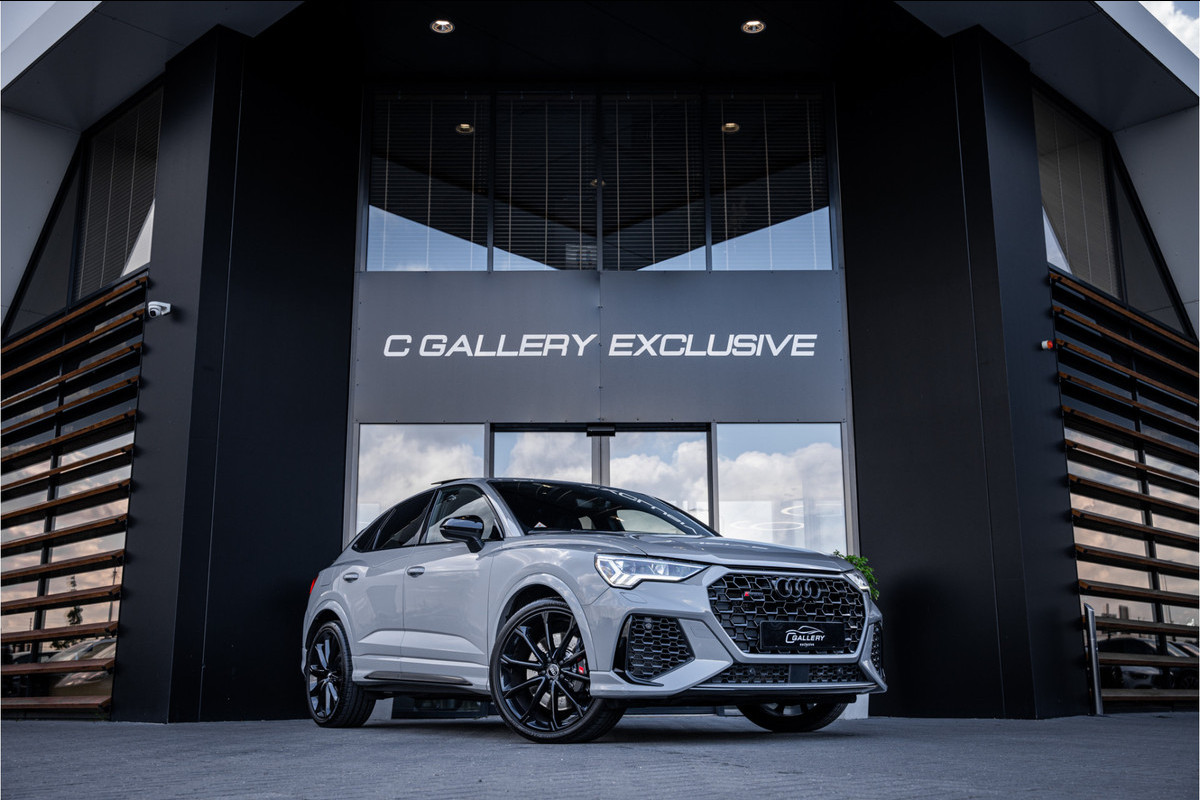 Audi RSQ3 Sportback 2.5 TFSI - Nardo | Panorama | B&O | ACC Audi RSQ3 Sportback 2.5 TFSI - Nardo | Panorama | B&O | ACC