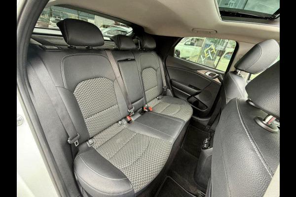Kia Xceed 1.6 GDi PHEV Hybride ExecutiveLine, Pano, CarPlay, LED, KeyLess