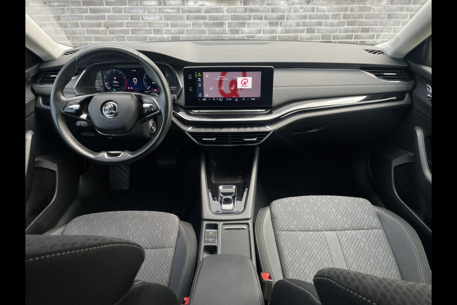 Škoda Octavia Combi 1.5 e-TSI Business Edition Trekhaak | Virtual Cockpit | LED | Navi | Carplay