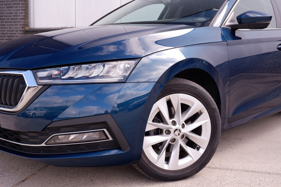 Škoda Octavia Combi 1.5 e-TSI Business Edition Trekhaak | Virtual Cockpit | LED | Navi | Carplay