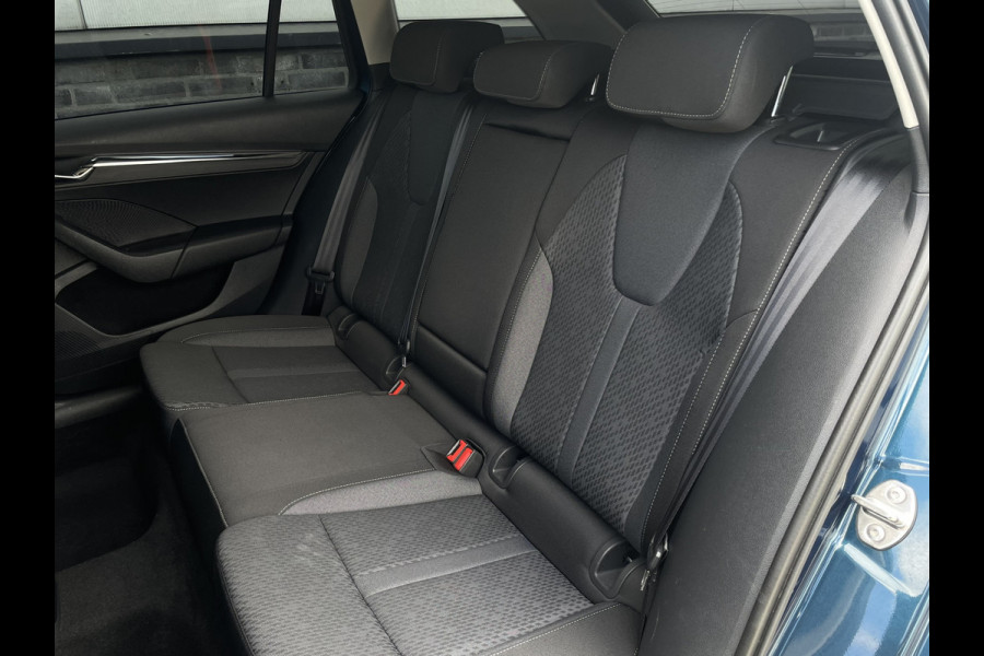 Škoda Octavia Combi 1.5 e-TSI Business Edition Trekhaak | Virtual Cockpit | LED | Navi | Carplay