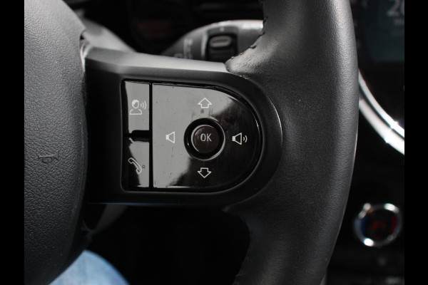 MINI Mini 1.5 Cooper Essential Trim Climate control Navigatie Cruise control LED Parkeersensoren Apple carplay/ Android Auto Lichtmetalen velgen