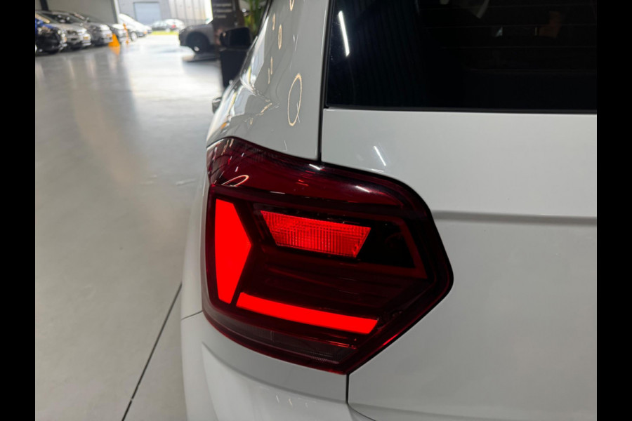 Volkswagen Polo 1.0 TSI Style Garantie CarPlay Adoptieve Cruise StoelVW PDC Navi Led Rijklaar