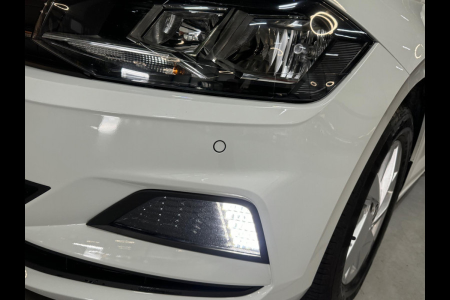 Volkswagen Polo 1.0 TSI Style Garantie CarPlay Adoptieve Cruise StoelVW PDC Navi Led Rijklaar