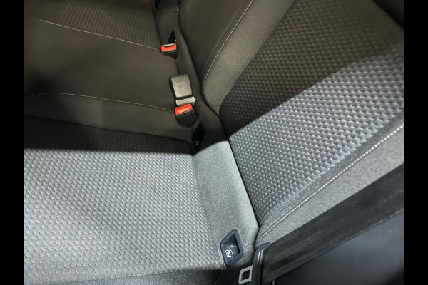Volkswagen Polo 1.0 TSI Style Garantie CarPlay Adoptieve Cruise StoelVW PDC Navi Led Rijklaar