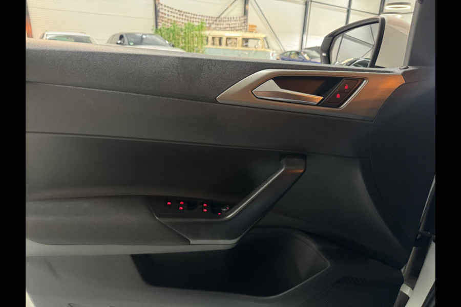 Volkswagen Polo 1.0 TSI Style Garantie CarPlay Adoptieve Cruise StoelVW PDC Navi Led Rijklaar