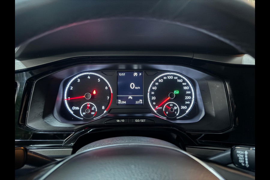 Volkswagen Polo 1.0 TSI Style Garantie CarPlay Adoptieve Cruise StoelVW PDC Navi Led Rijklaar