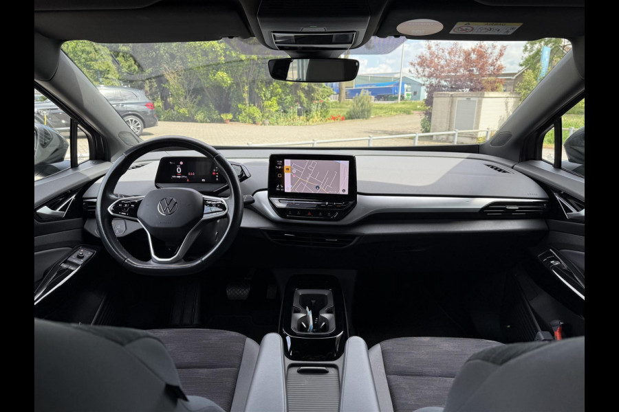 Volkswagen ID.4 Pure 52 kWh | Navi | Camera | Warmtepomp | Keyless |