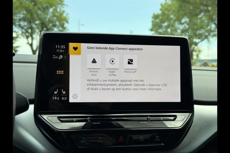 Volkswagen ID.4 Pure 52 kWh | Navi | Camera | Warmtepomp | Keyless |