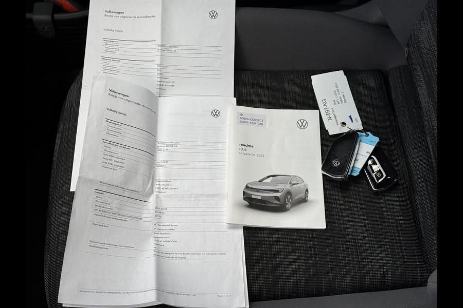 Volkswagen ID.4 Pure 52 kWh | Navi | Camera | Warmtepomp | Keyless |