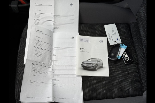 Volkswagen ID.4 Pure 52 kWh | Navi | Camera | Warmtepomp | Keyless |