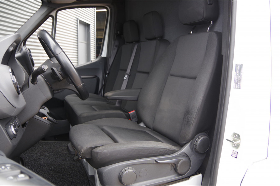 Mercedes-Benz Sprinter 319 3.0 V6 3P, AUT. LED, CAMERA, CRUISE, LEDER STUUR, NAVI BY APPLE CARPLAY, STANDKACHEL