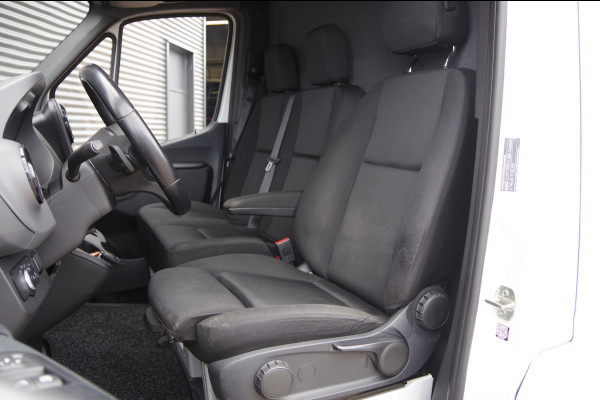 Mercedes-Benz Sprinter 319 3.0 V6 3P, AUT. LED, CAMERA, CRUISE, LEDER STUUR, NAVI BY APPLE CARPLAY, STANDKACHEL