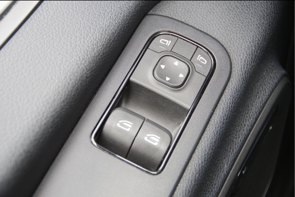 Mercedes-Benz Sprinter 319 3.0 V6 3P, AUT. LED, CAMERA, CRUISE, LEDER STUUR, NAVI BY APPLE CARPLAY, STANDKACHEL