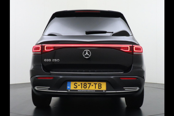 Mercedes-Benz EQB 250 Luxury Line 67 kWh CAMERA | AMBILIGHT | RIJKLAARPRIJS INCL. 12MND BOVAG