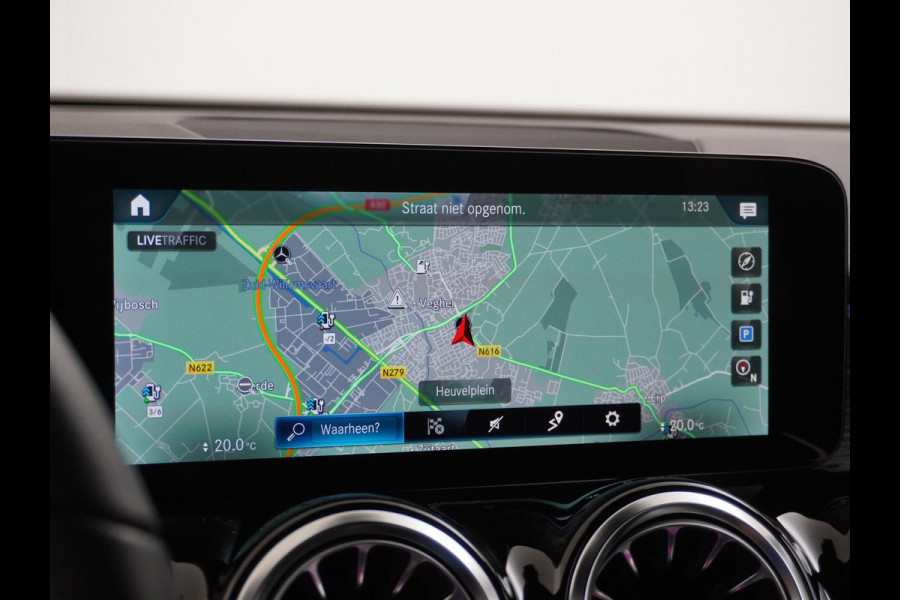 Mercedes-Benz EQB 250 Luxury Line 67 kWh CAMERA | AMBILIGHT | RIJKLAARPRIJS INCL. 12MND BOVAG