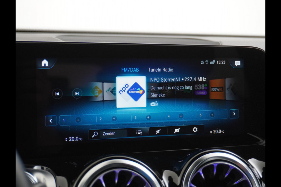 Mercedes-Benz EQB 250 Luxury Line 67 kWh CAMERA | AMBILIGHT | RIJKLAARPRIJS INCL. 12MND BOVAG