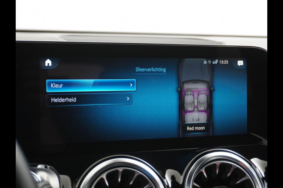 Mercedes-Benz EQB 250 Luxury Line 67 kWh CAMERA | AMBILIGHT | RIJKLAARPRIJS INCL. 12MND BOVAG