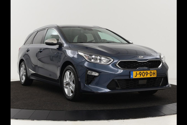 Kia Ceed 1.0 T-GDi DynamicPlusLine | Stoel & stuurverwarming | Trekhaak | Carplay | Camera | Half leder | Navigatie | Keyless