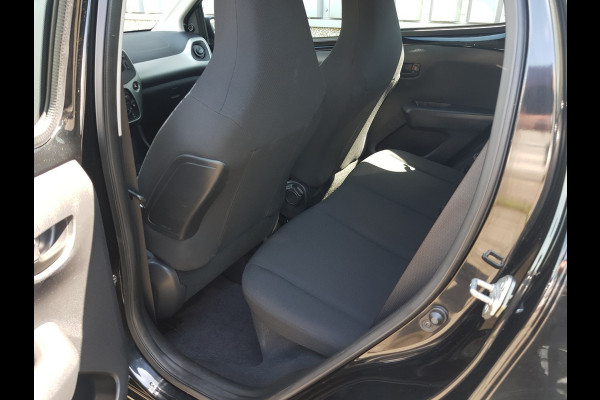 Peugeot 108 1.0 e-VTi Blue Lion uitvoering airco 1e eigenaar !!!!