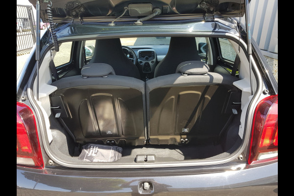 Peugeot 108 1.0 e-VTi Blue Lion uitvoering airco 1e eigenaar !!!!