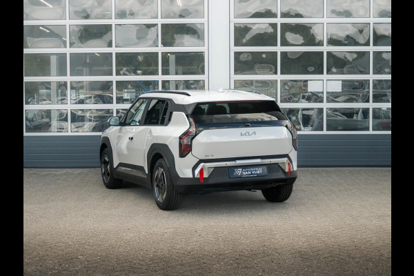 Kia EV3 Plus 81.4 kWh l Direct leverbaar l Stoel Stuurwielverwarming l Dode hoek assistent l Privatelease vanaf € 572,00