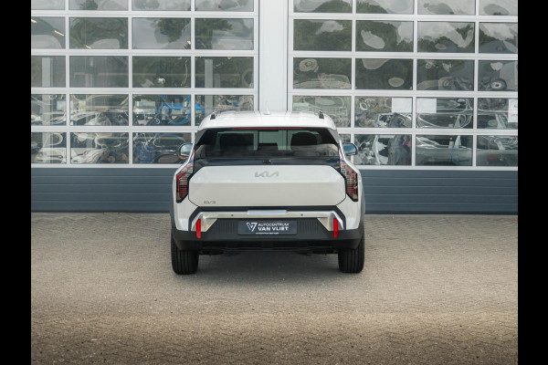 Kia EV3 Plus 81.4 kWh l Direct leverbaar l Stoel Stuurwielverwarming l Dode hoek assistent l Privatelease vanaf € 572,00