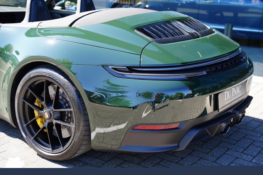 Porsche 911 992.2 Carrera GTS Cabriolet PTS Brewster Green Ceramic