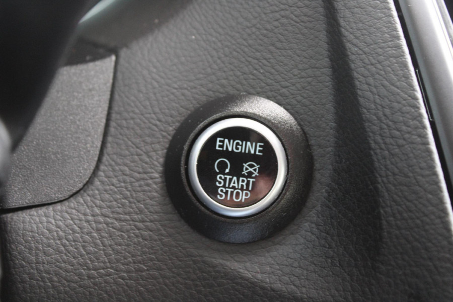 Ford FOCUS Wagon 1.0 EcoBoost Titanium | Navigatie | Climate Control | Cruise Control | Lichtmetalen Velgen | Voorruitverwarming