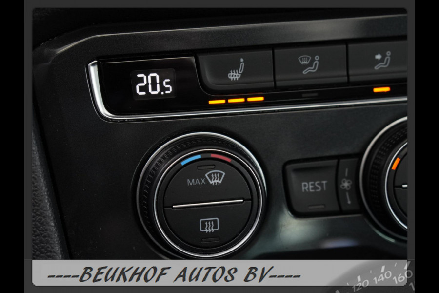Volkswagen Tiguan 1.5 TSI ACT Business Trekhaak Carplay Panorama