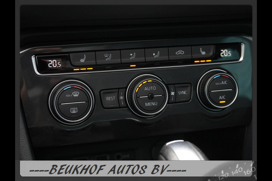 Volkswagen Tiguan 1.5 TSI ACT Business Trekhaak Carplay Panorama