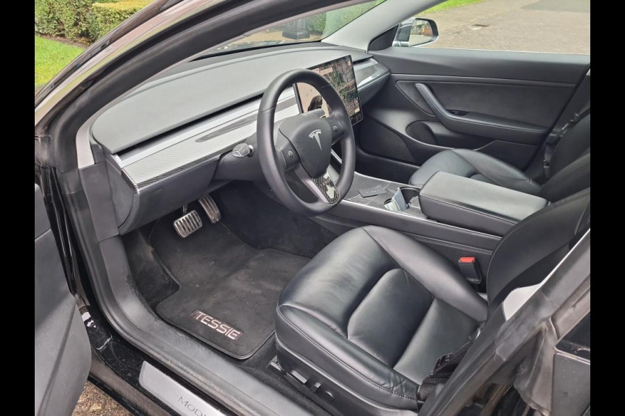 Tesla Model 3 Range Plus RWD | Autopilot | Panorama | Trekhaak |