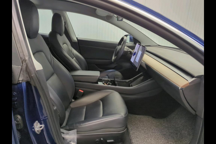 Tesla Model 3 Range Plus RWD | Autopilot | Panorama | Leder |