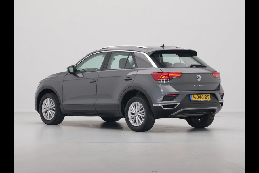 Volkswagen T-Roc 1.0 TSI 115pk Style Navigatie Pdc Acc Clima 329